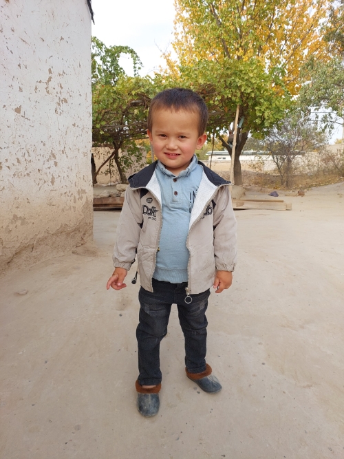 파루 하이다로프