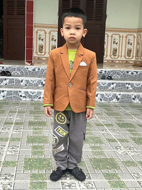 담 뚜언 아미지